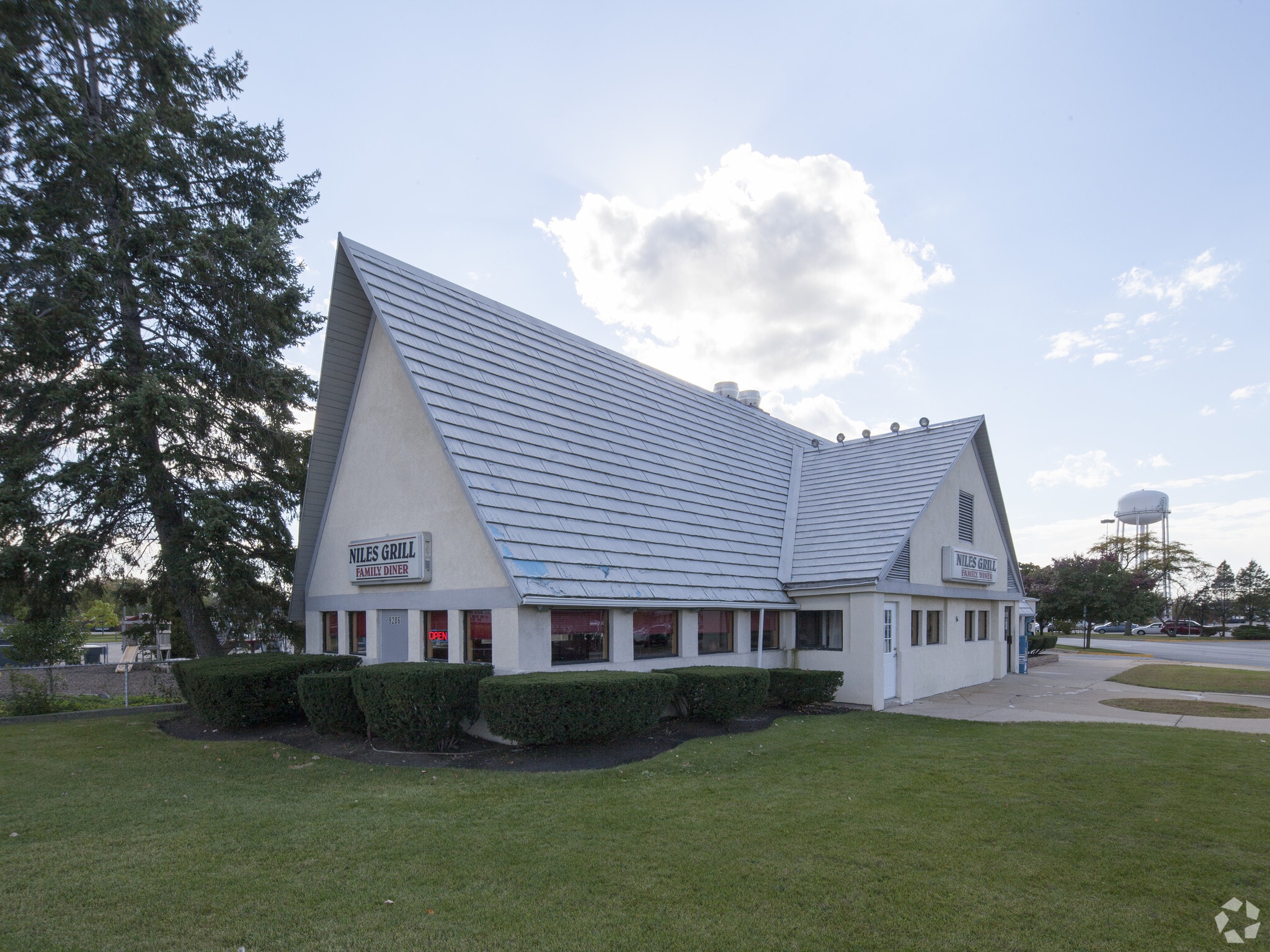 9206 N Milwaukee Ave, Niles, IL for Sale