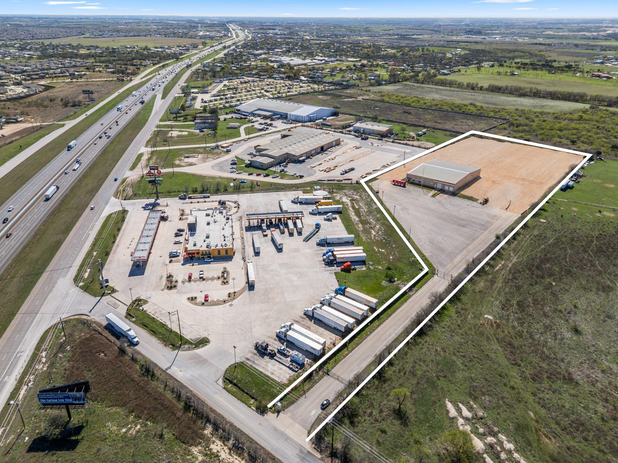 75 County Road 372, Jarrell, TX for Rent