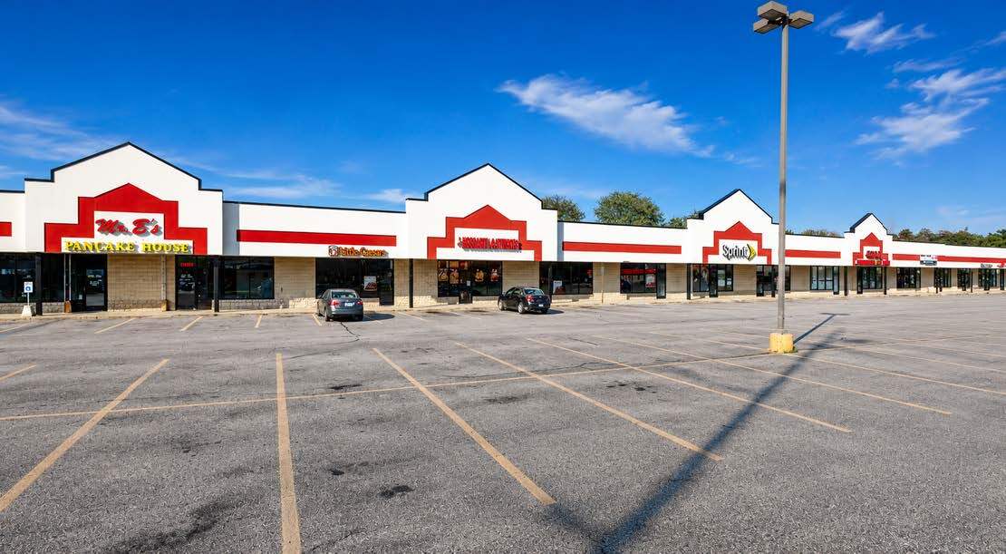 1930 E Apple Ave, Muskegon, MI for Rent