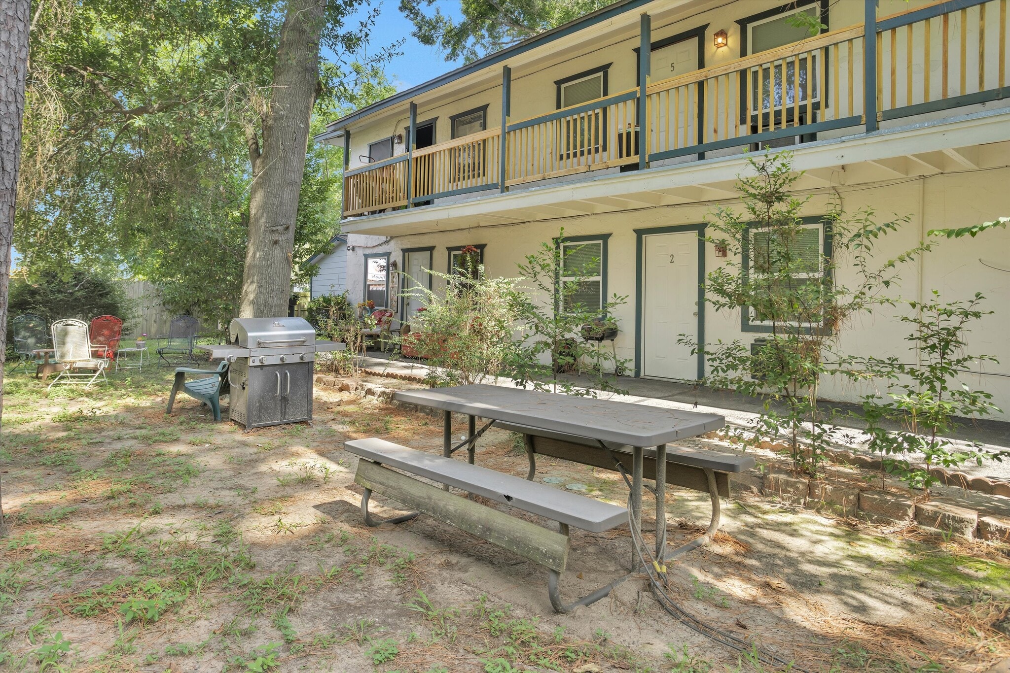 1107 Palestine St, Conroe, TX for Sale
