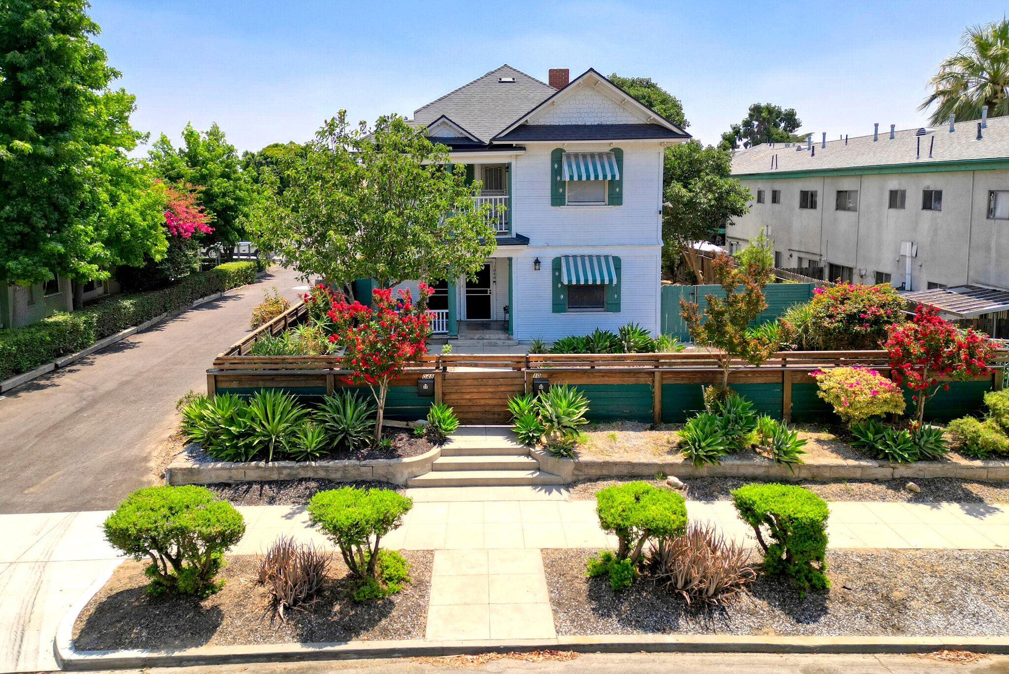1046 N La Cadena Dr, Colton, CA for Sale