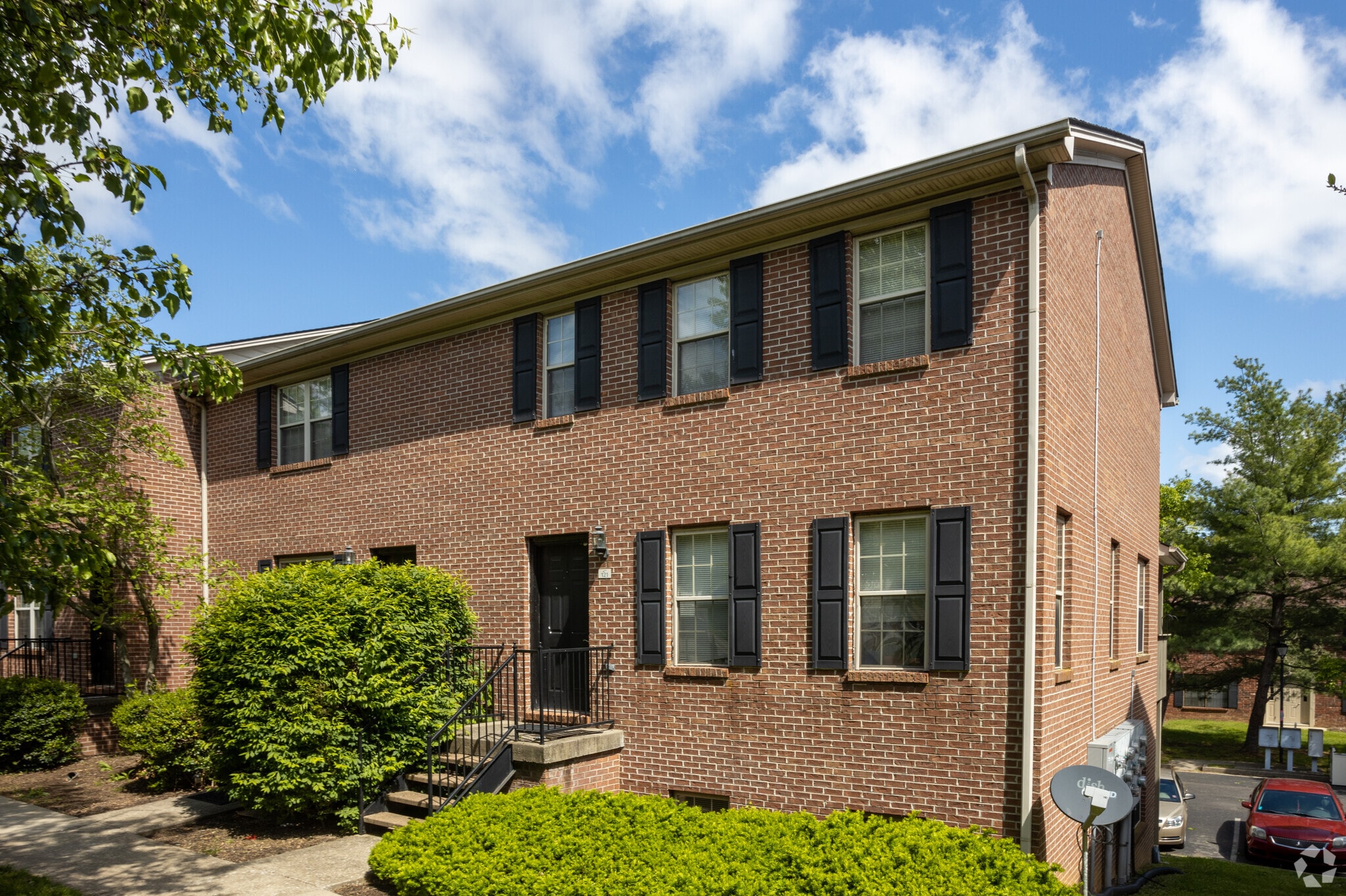 3353-3375 Cove Lake Dr, Lexington, KY for Sale