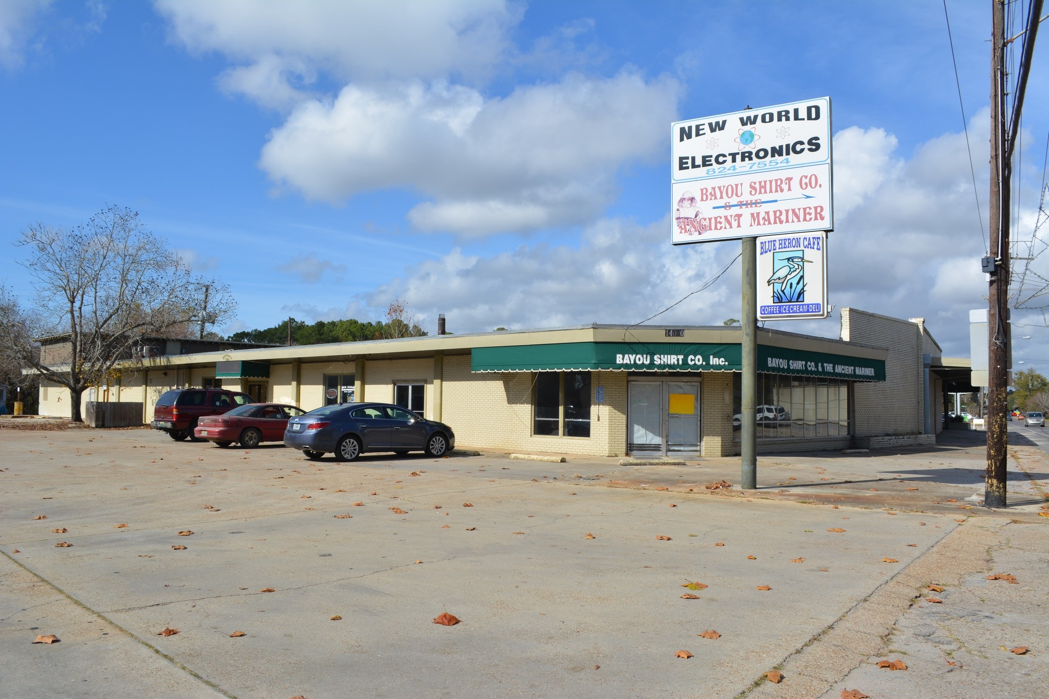 14060 S Wintzell Ave, Bayou La Batre, AL for Rent
