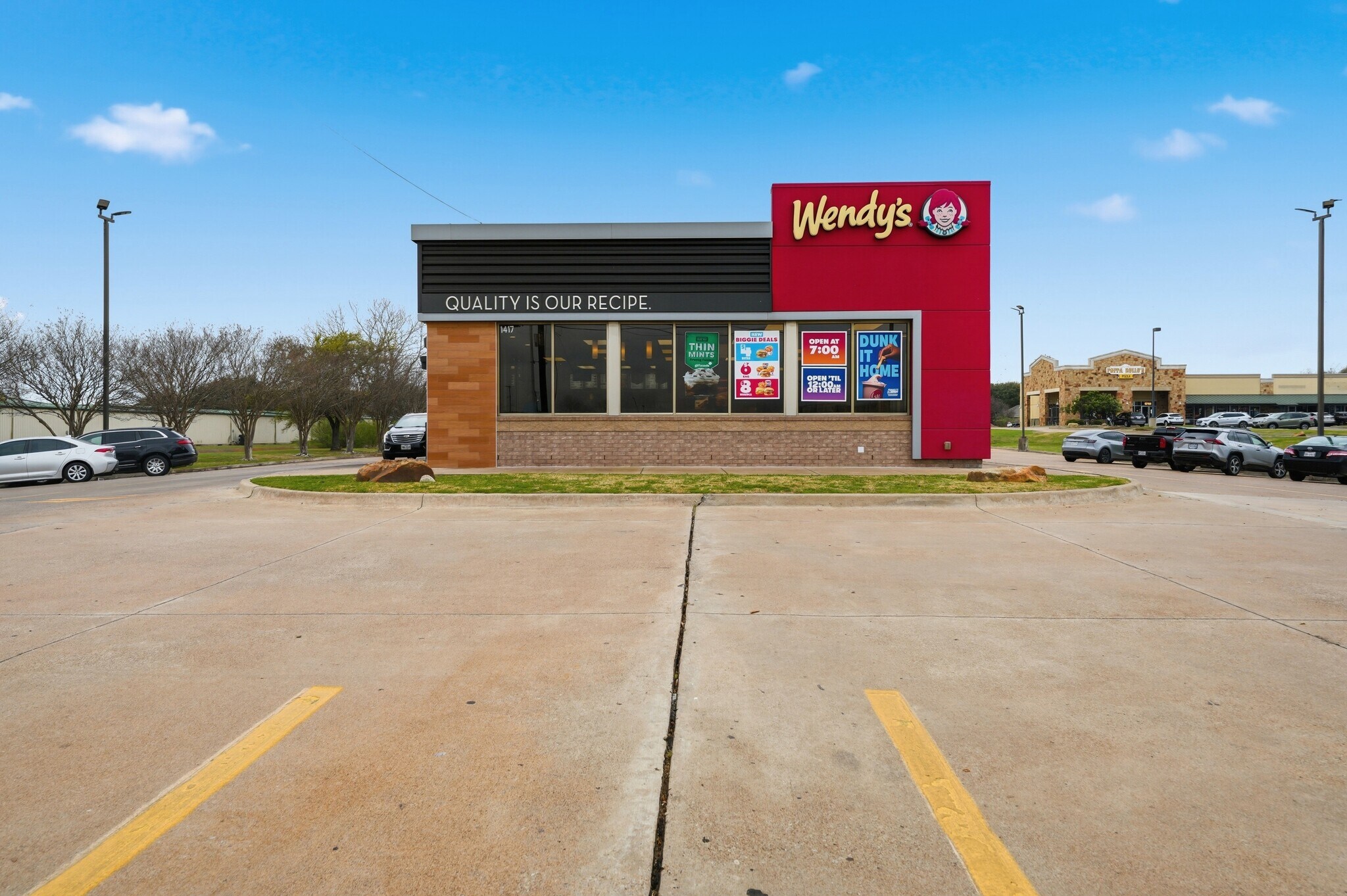 1417 Hewitt Dr, Woodway, TX for Sale