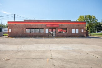 Fairview Heights, IL Freestanding - 10050 St. Clair Ave Fairview Heights, IL Freestanding - 10050 St. Clair Ave