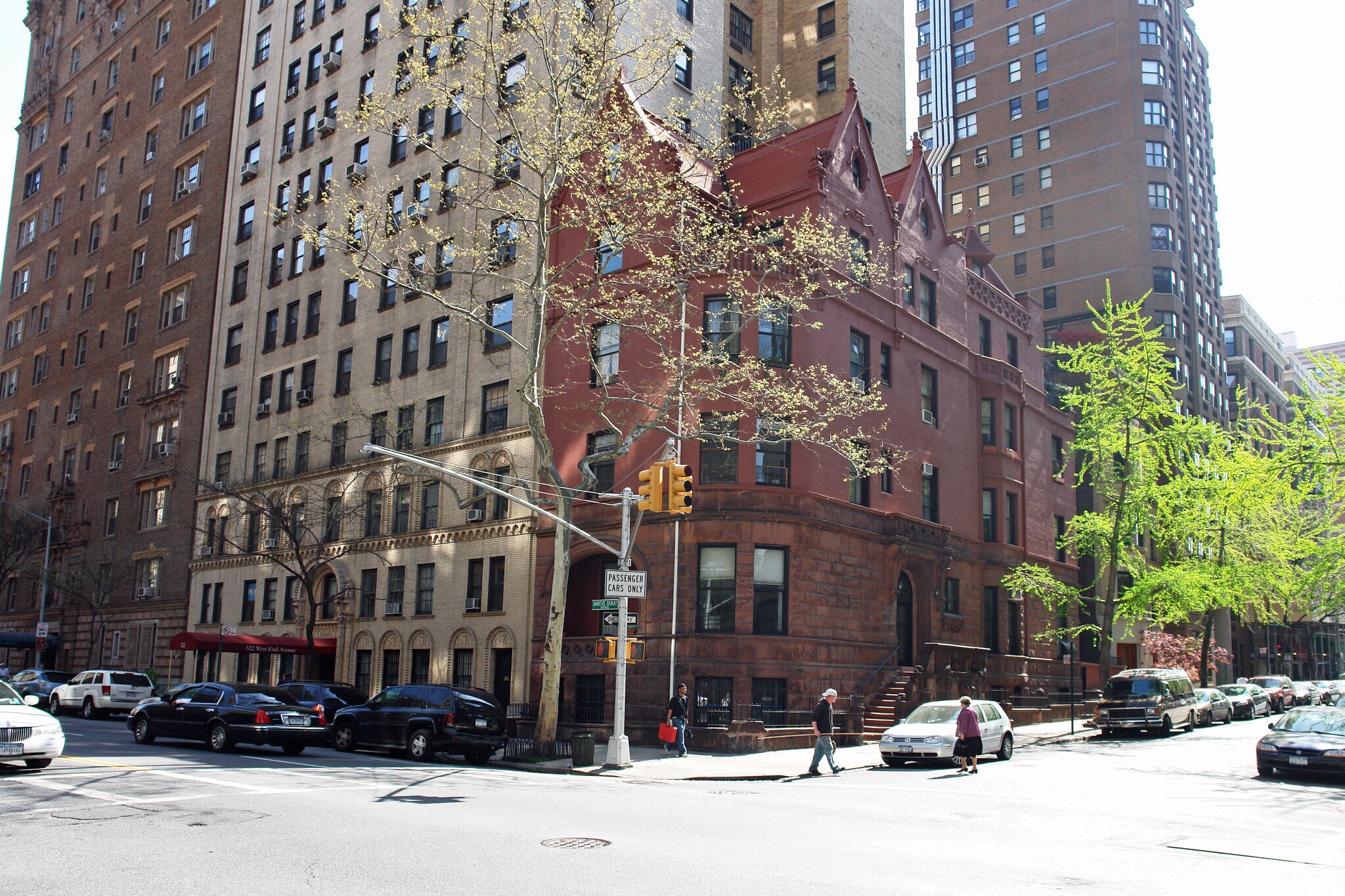 520 West End Ave, New York, NY for Sale
