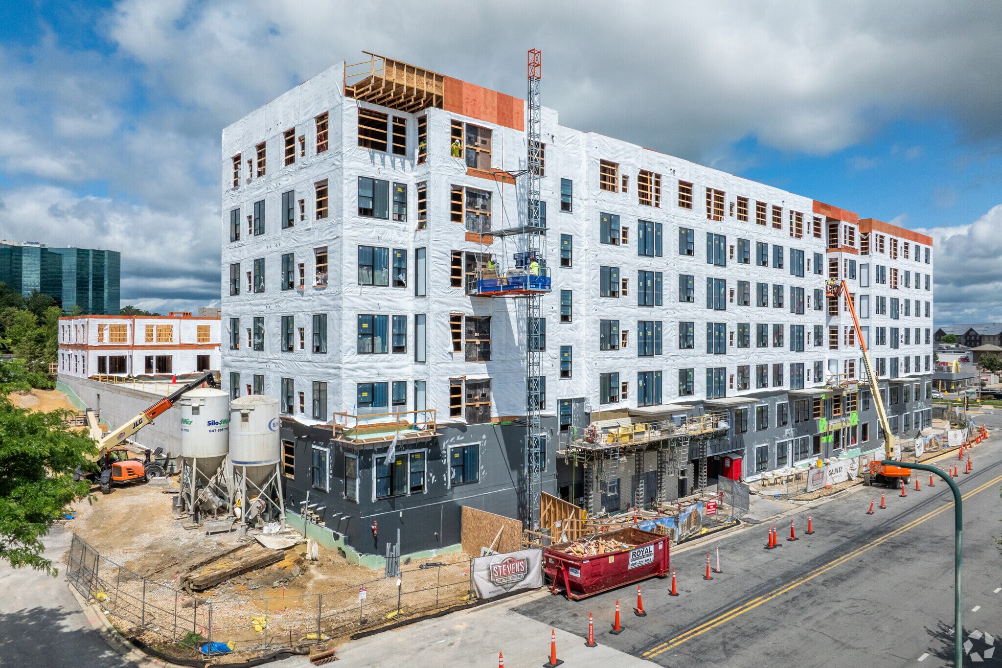 8309 Greenway Blvd, Middleton, WI for Rent