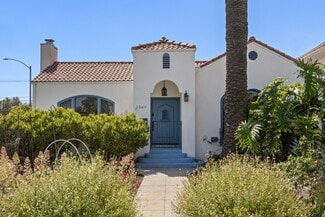 Los Angeles, CA Apartments - 1569 S Orange Grove Ave