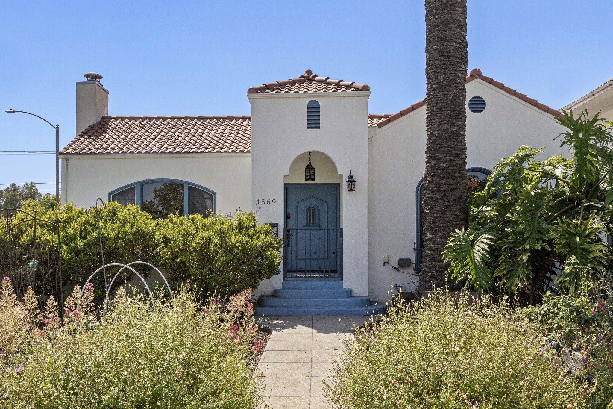 1569 S Orange Grove Ave, Los Angeles, CA for Sale