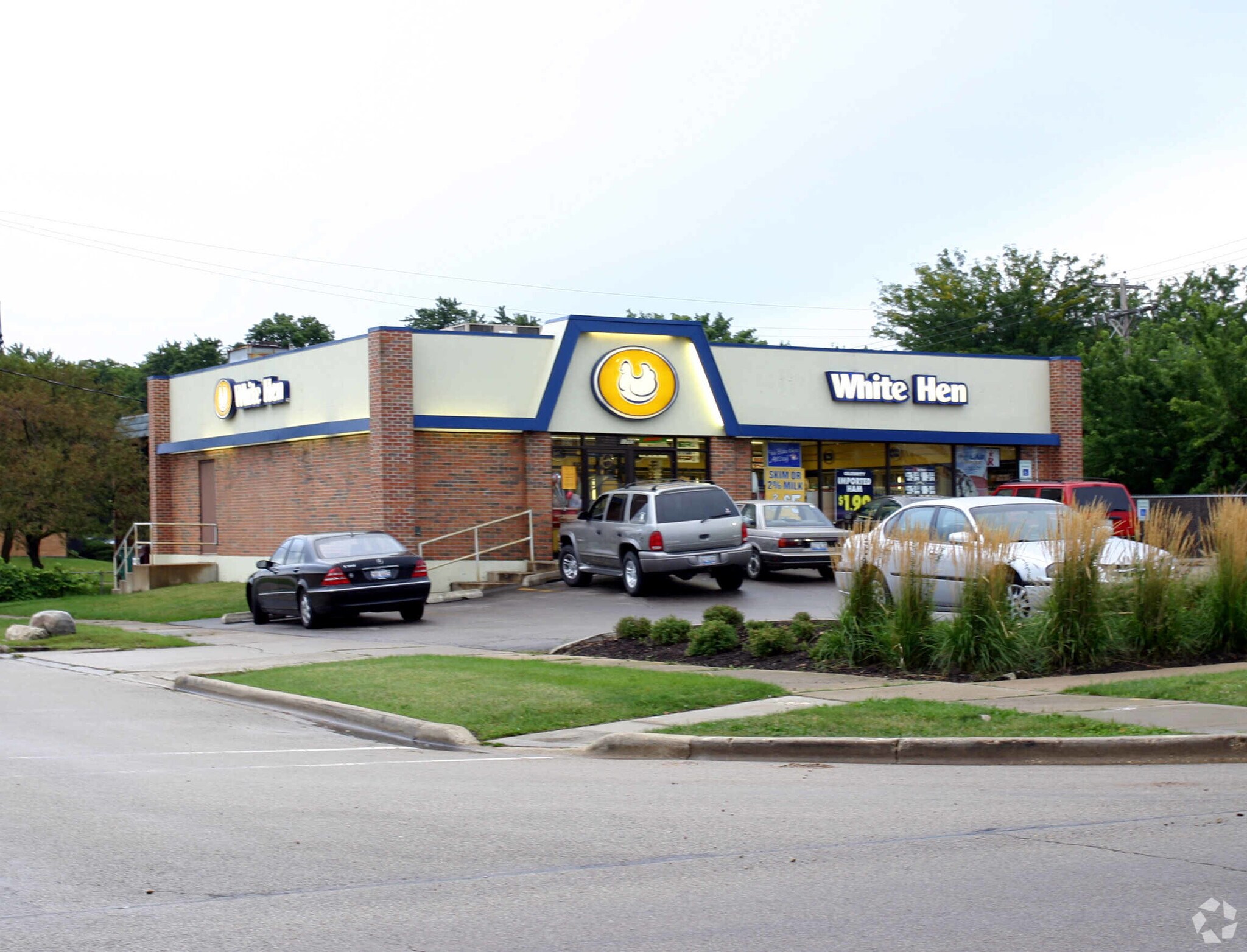 1705 W Main St, St Charles, IL for Rent