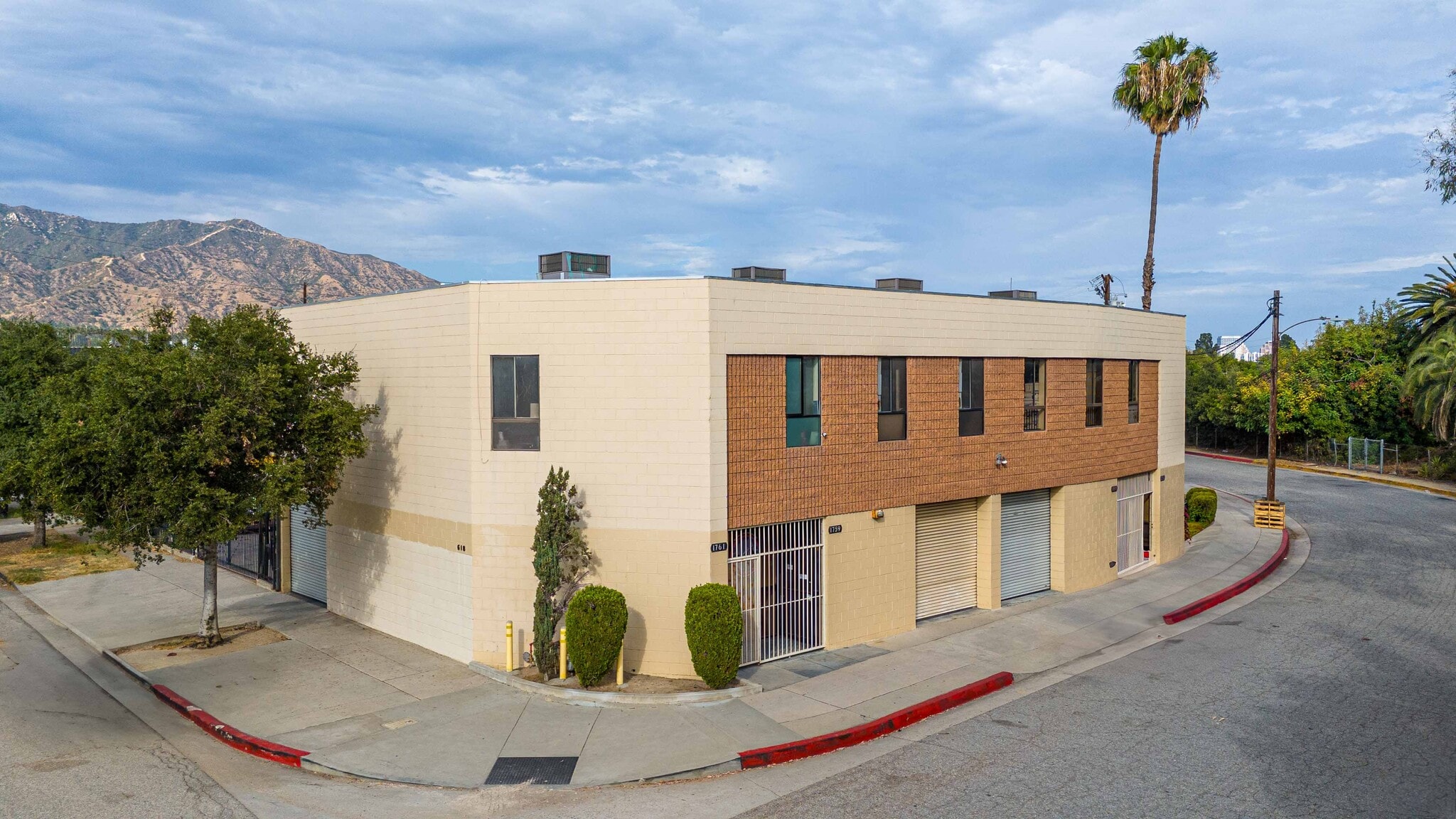 618 Thompson Ave, Glendale, CA for Sale