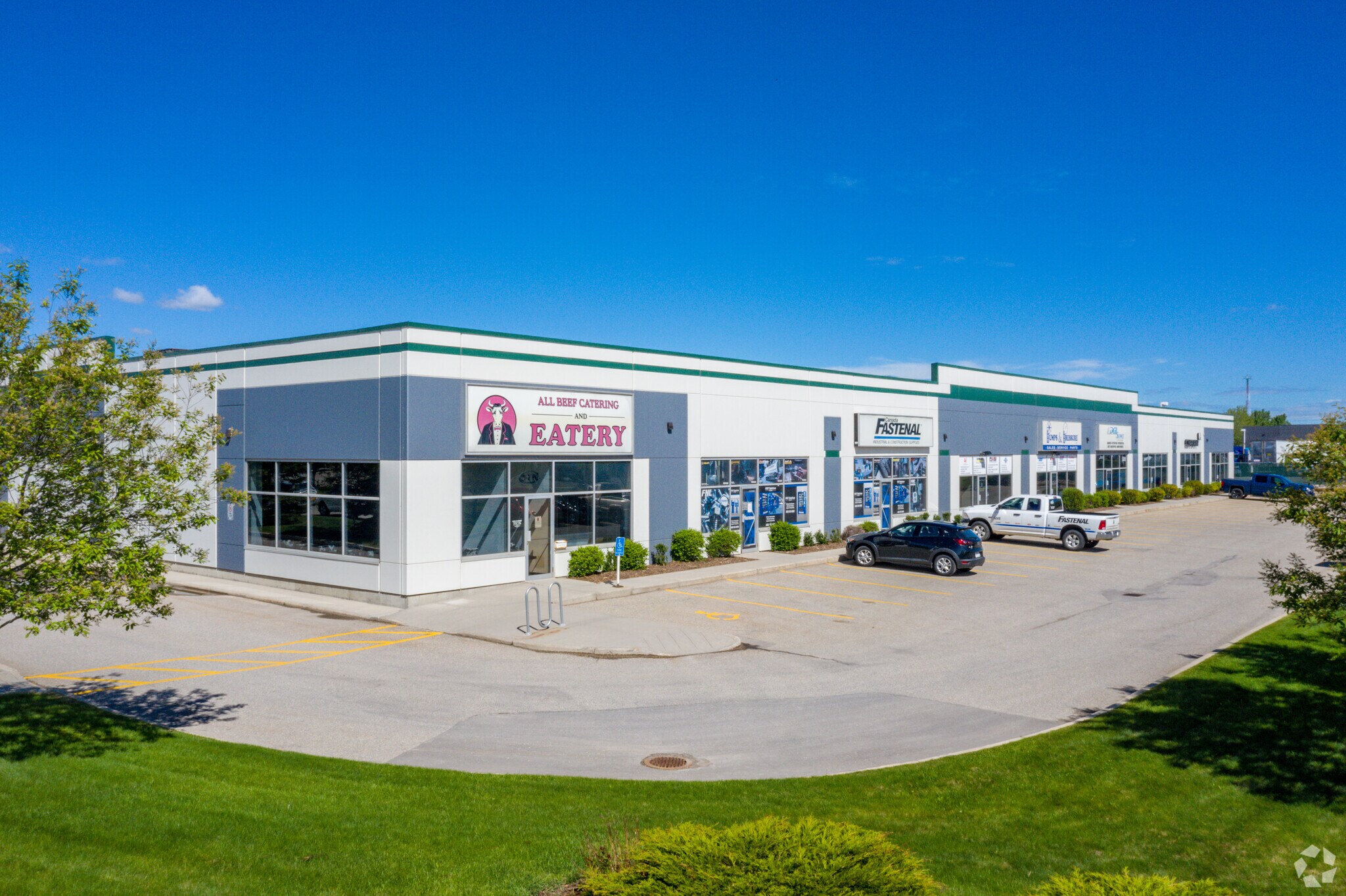 5200 64th Ave SE, Calgary, AB for Rent
