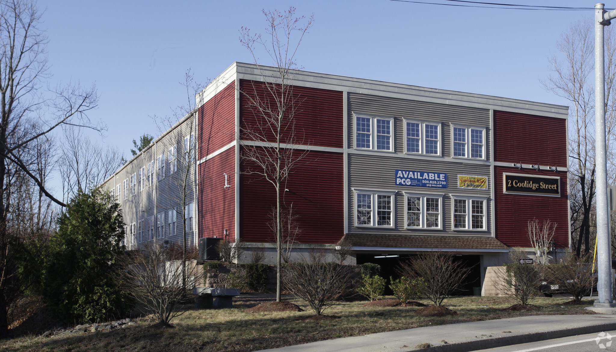 2 Coolidge St, Hudson, MA for Rent
