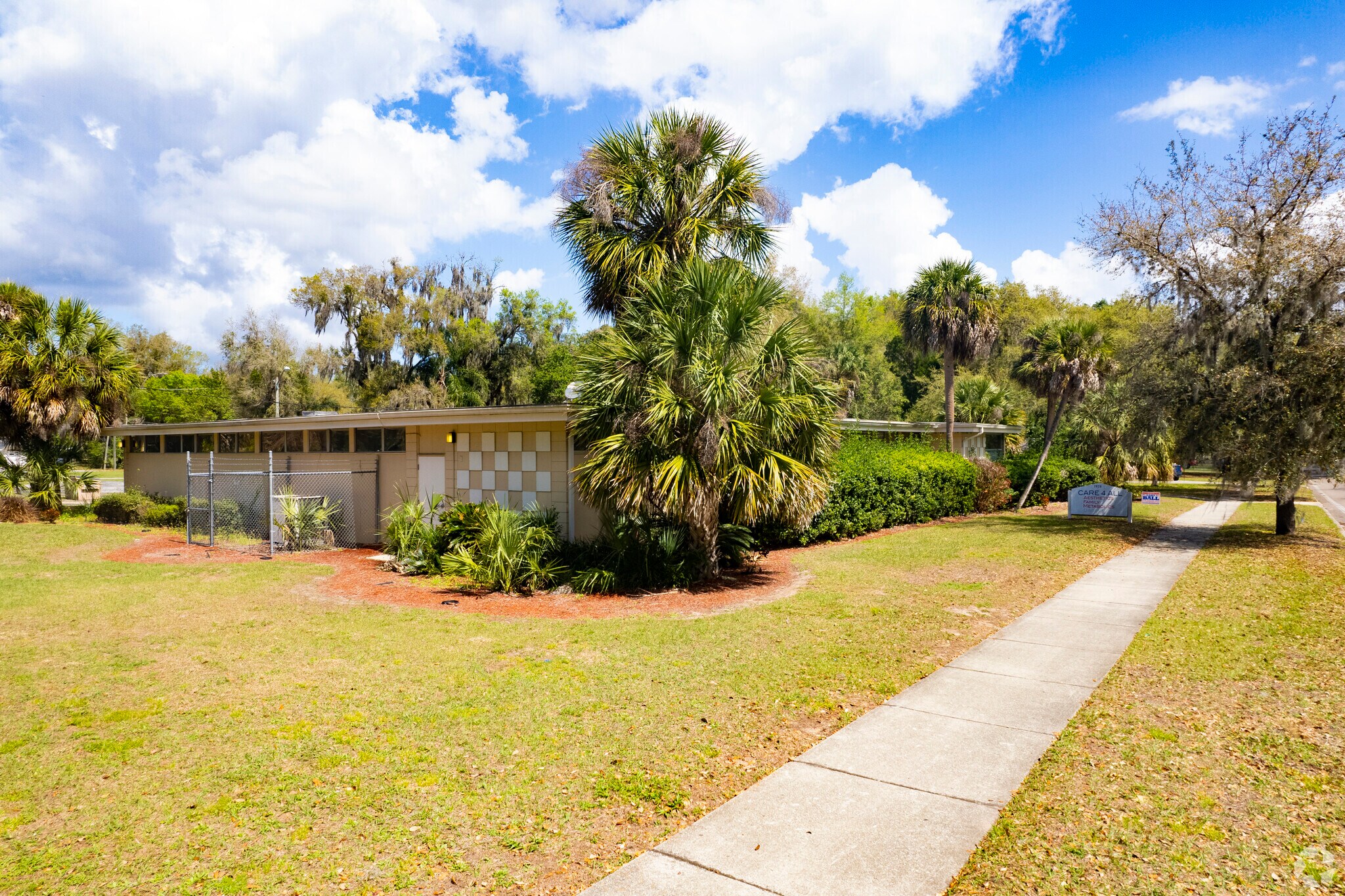 2020 Flamingo Dr Bartow, FL 33830 Office Property for Lease on