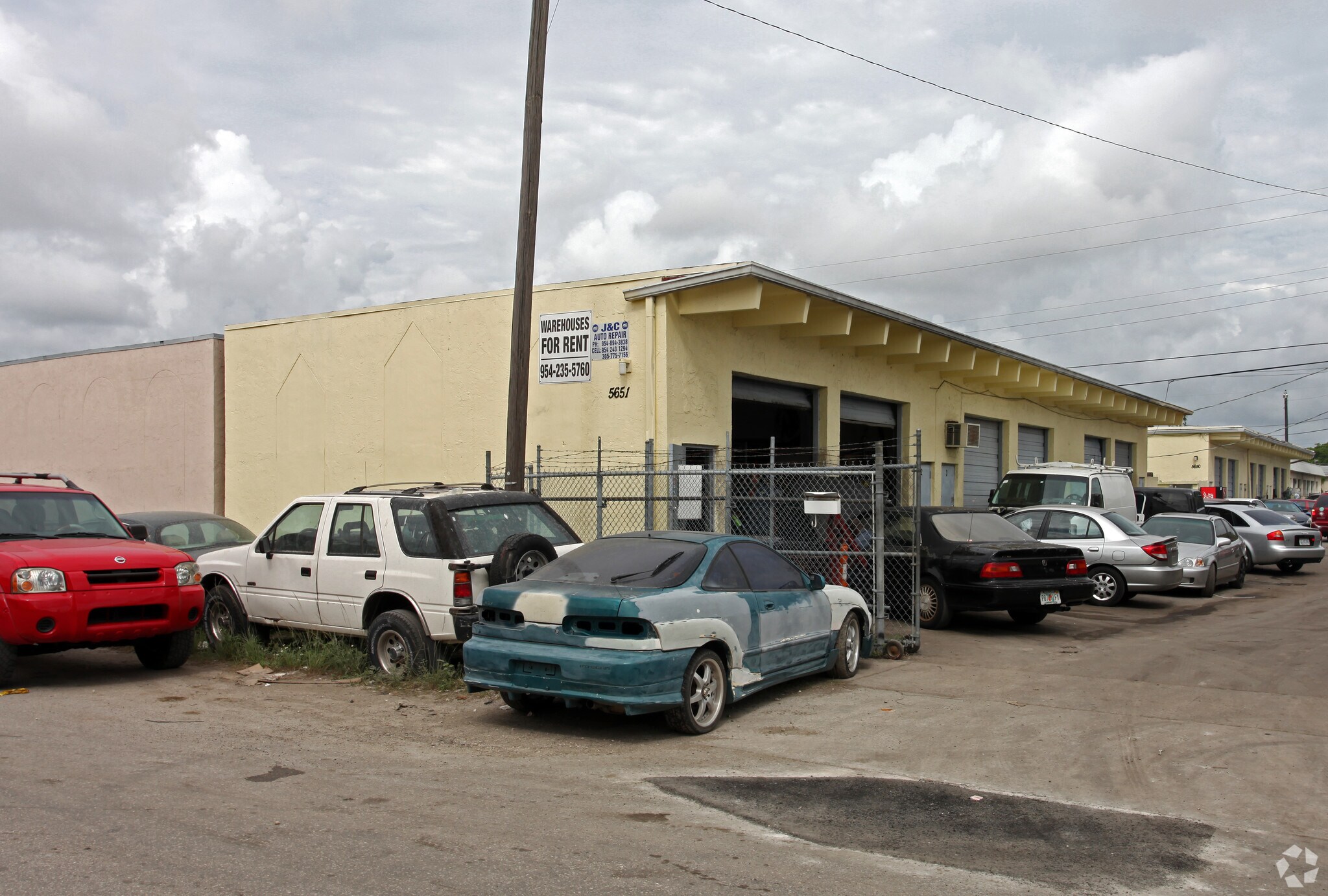 5651 Plunkett St, Hollywood, FL for Rent