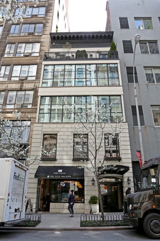 New York, NY Retail - 10 E 22nd St