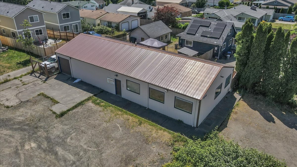 3701 W G St, Bremerton, WA for Sale