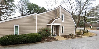 Virginia Beach, VA Veterinarian/Kennel - 2492 Holland Rd