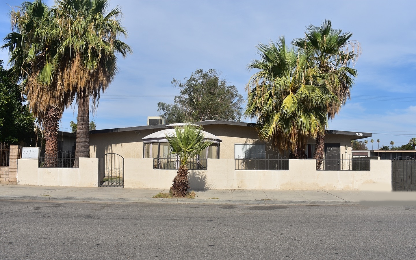 45420 Park St, Indio, CA for Sale