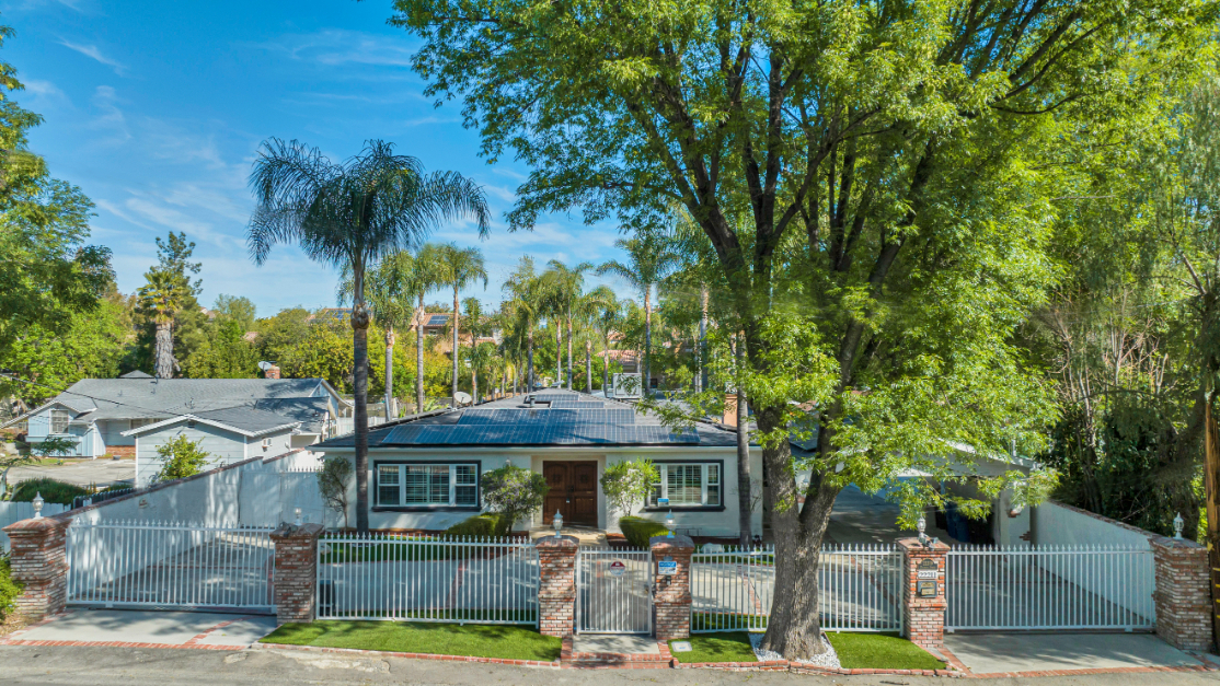 22209 Dolorosa St, Woodland Hills, CA for Sale