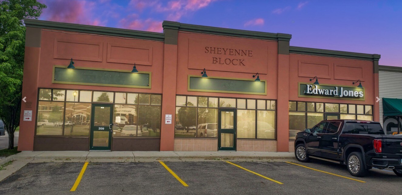 1420 9th St E, West Fargo, ND for Rent