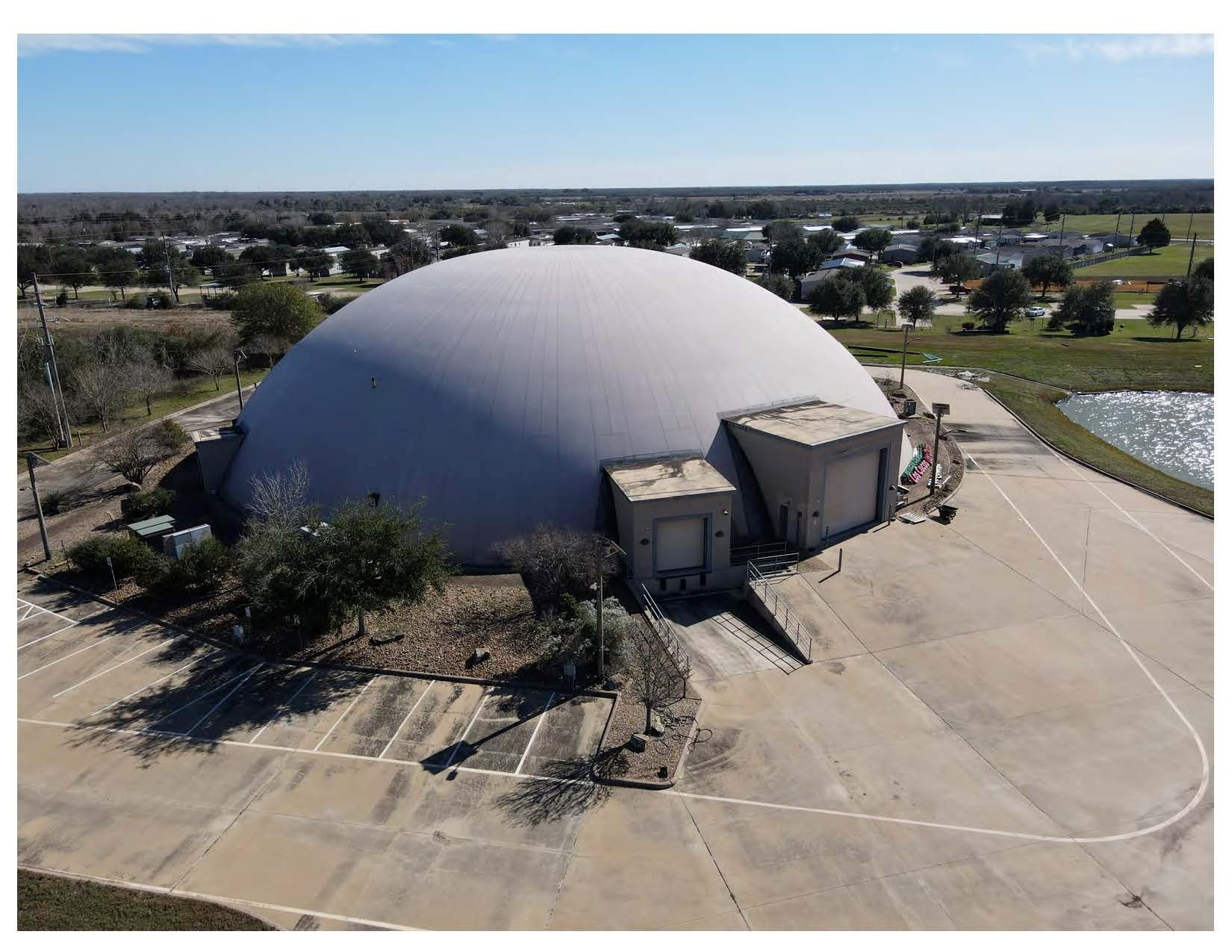 3063 Outlet Center Dr, Sealy, TX for Sale