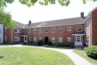 Des Moines, IA Apartments - 3333 Grand Ave