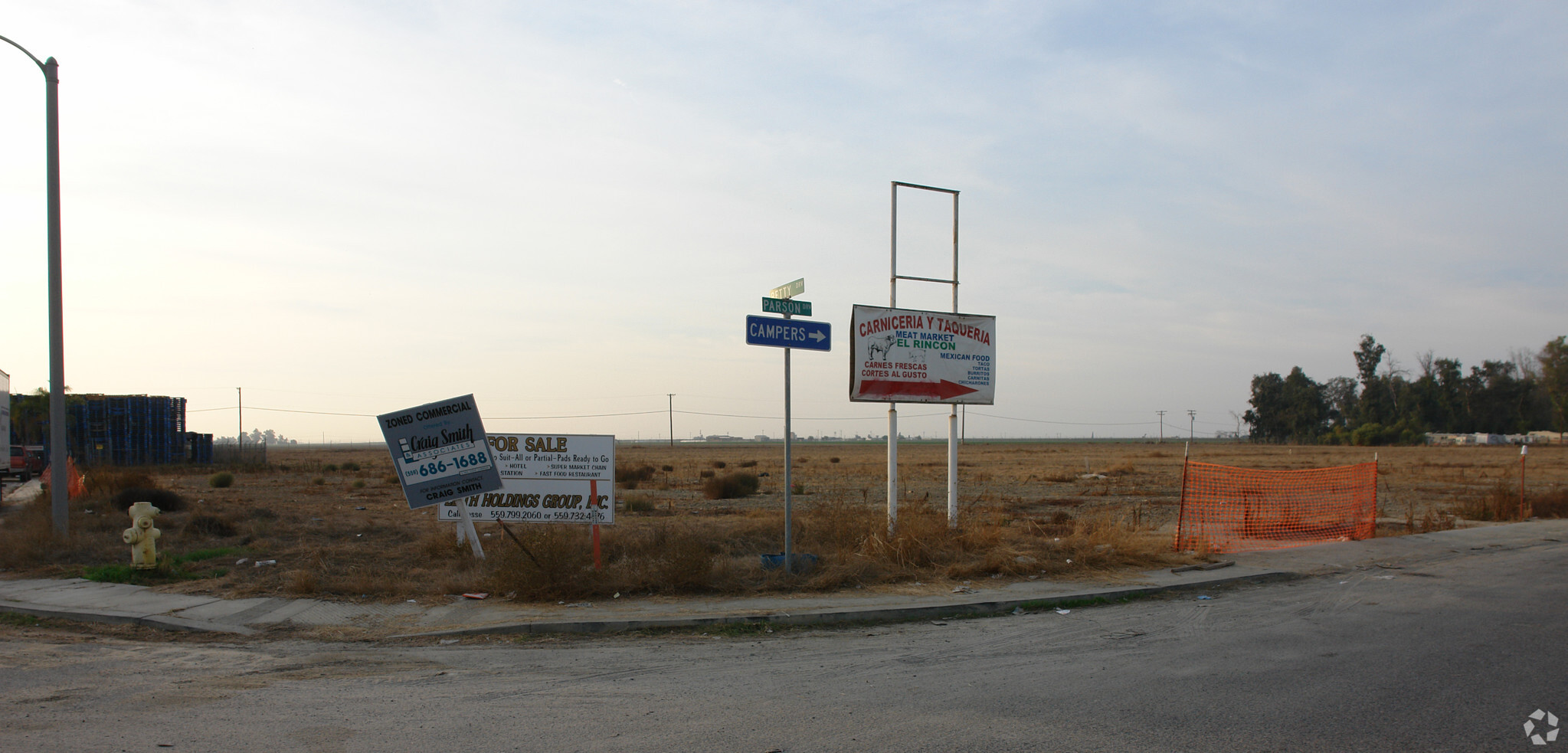 6400 Betty Dr, Goshen, CA for Rent