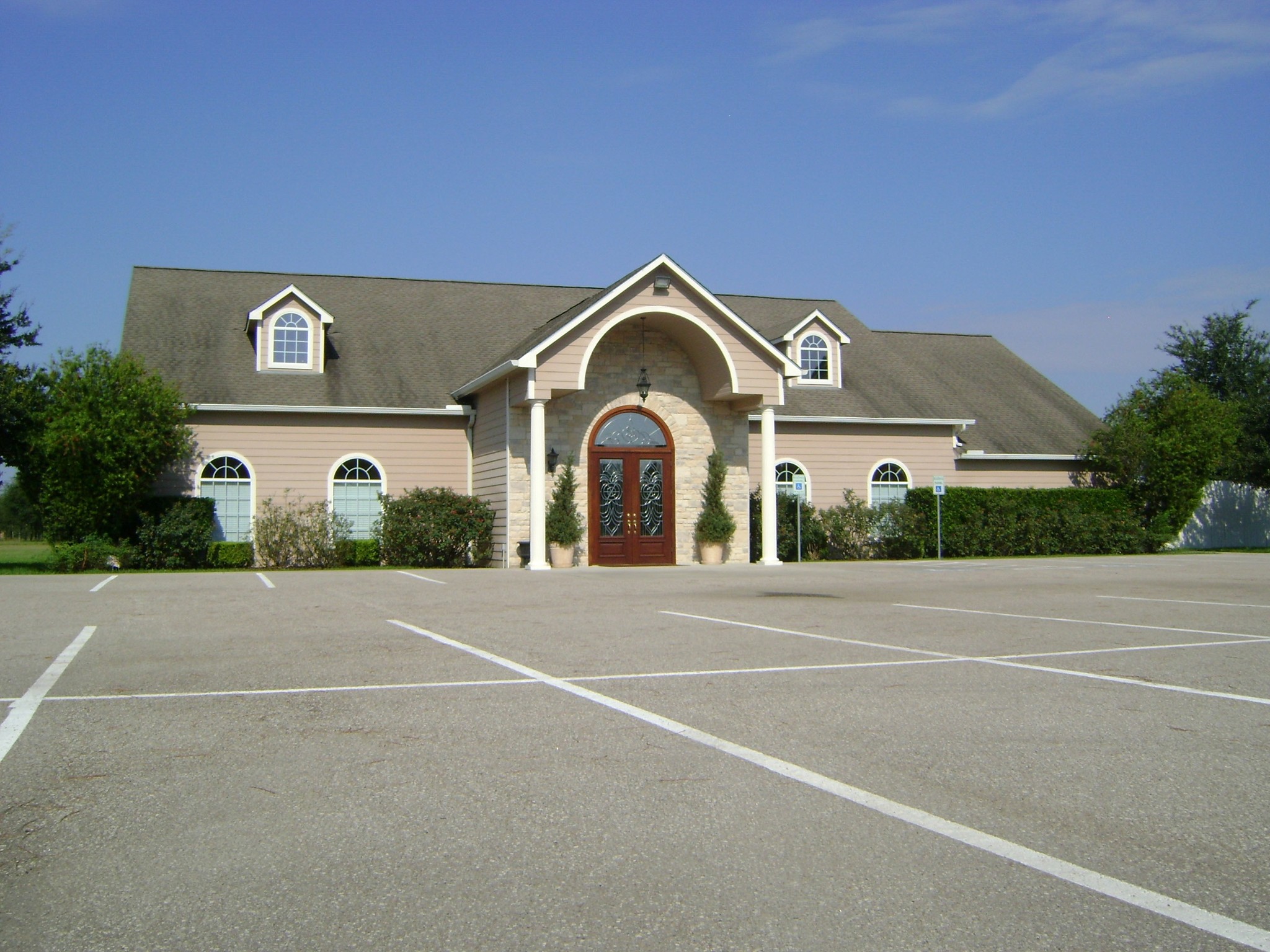 17011 Steinhagen Rd, Cypress, TX for Sale