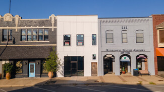 Sand Springs, OK Storefront - 210 N Main St