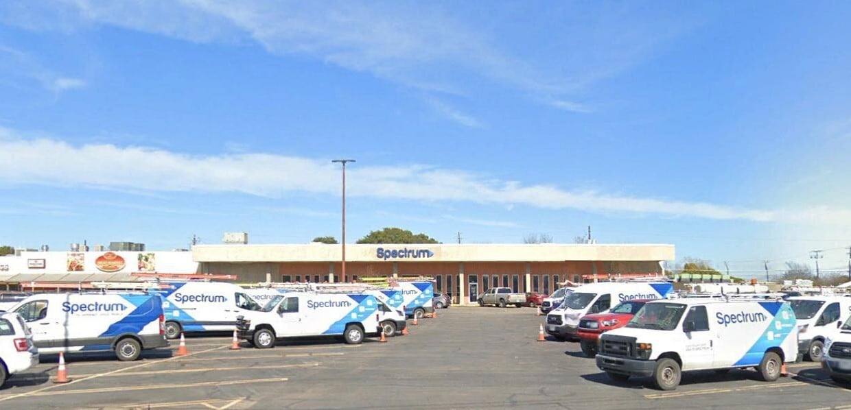 730 W Stassney Ln, Austin, TX for Rent