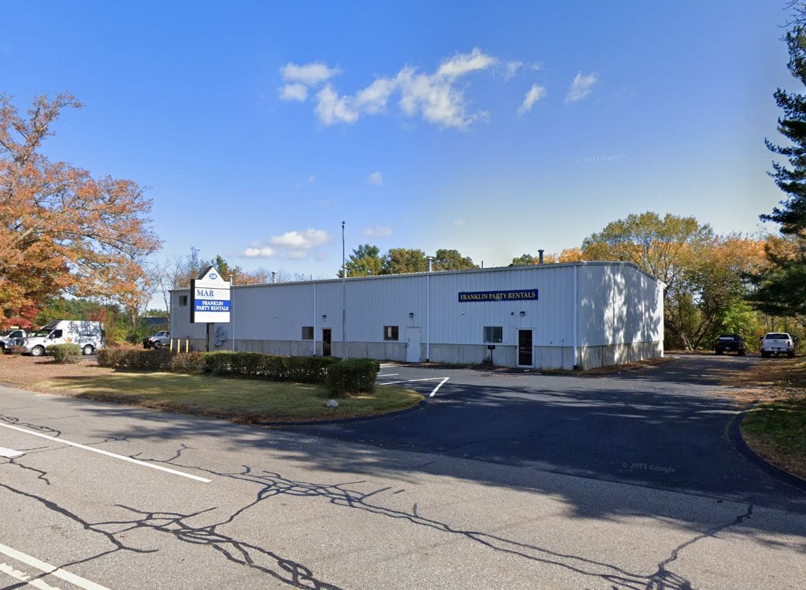158 Grove St, Franklin, MA for Rent