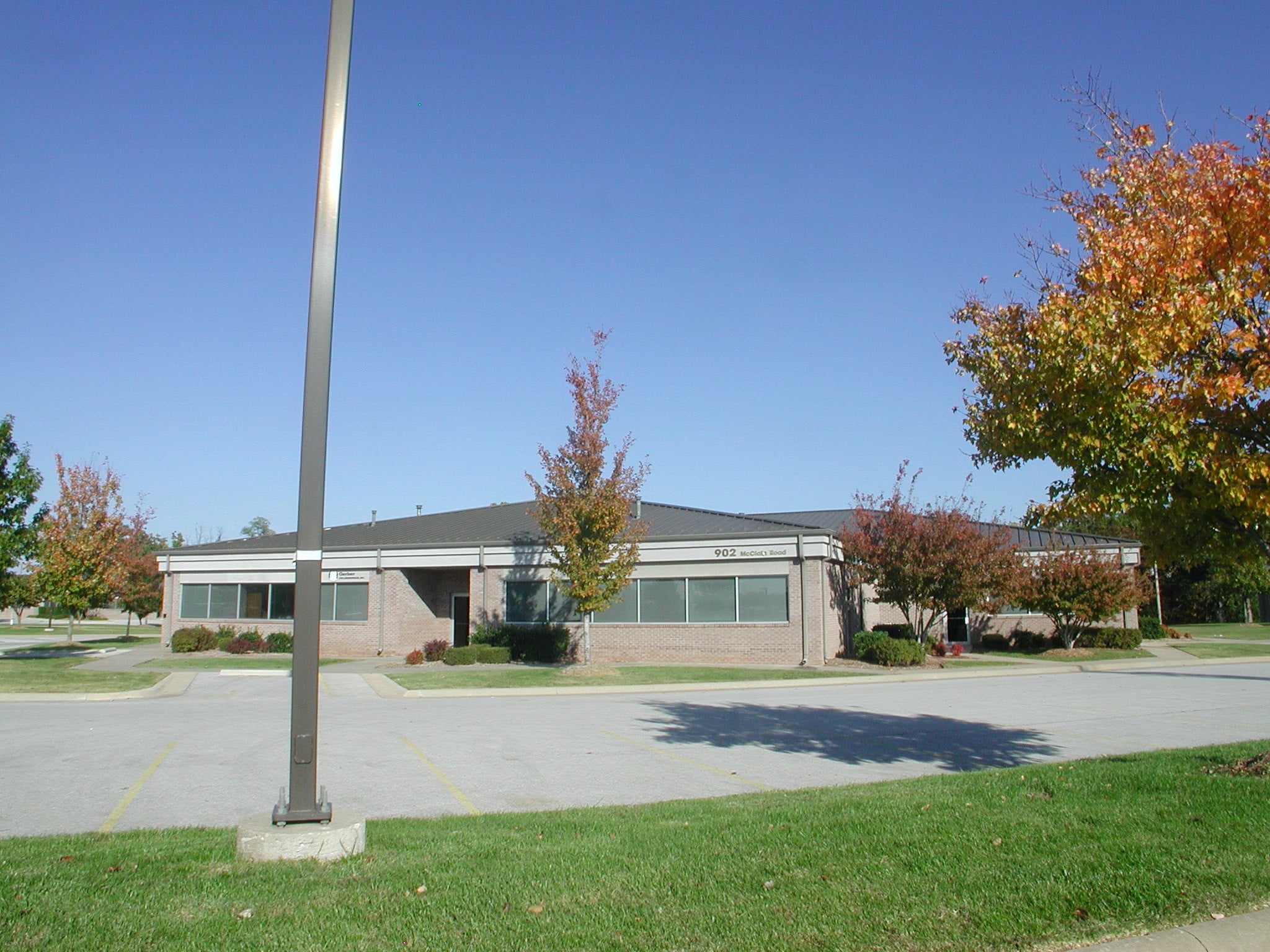 905 NE McClain Rd, Bentonville, AR for Rent