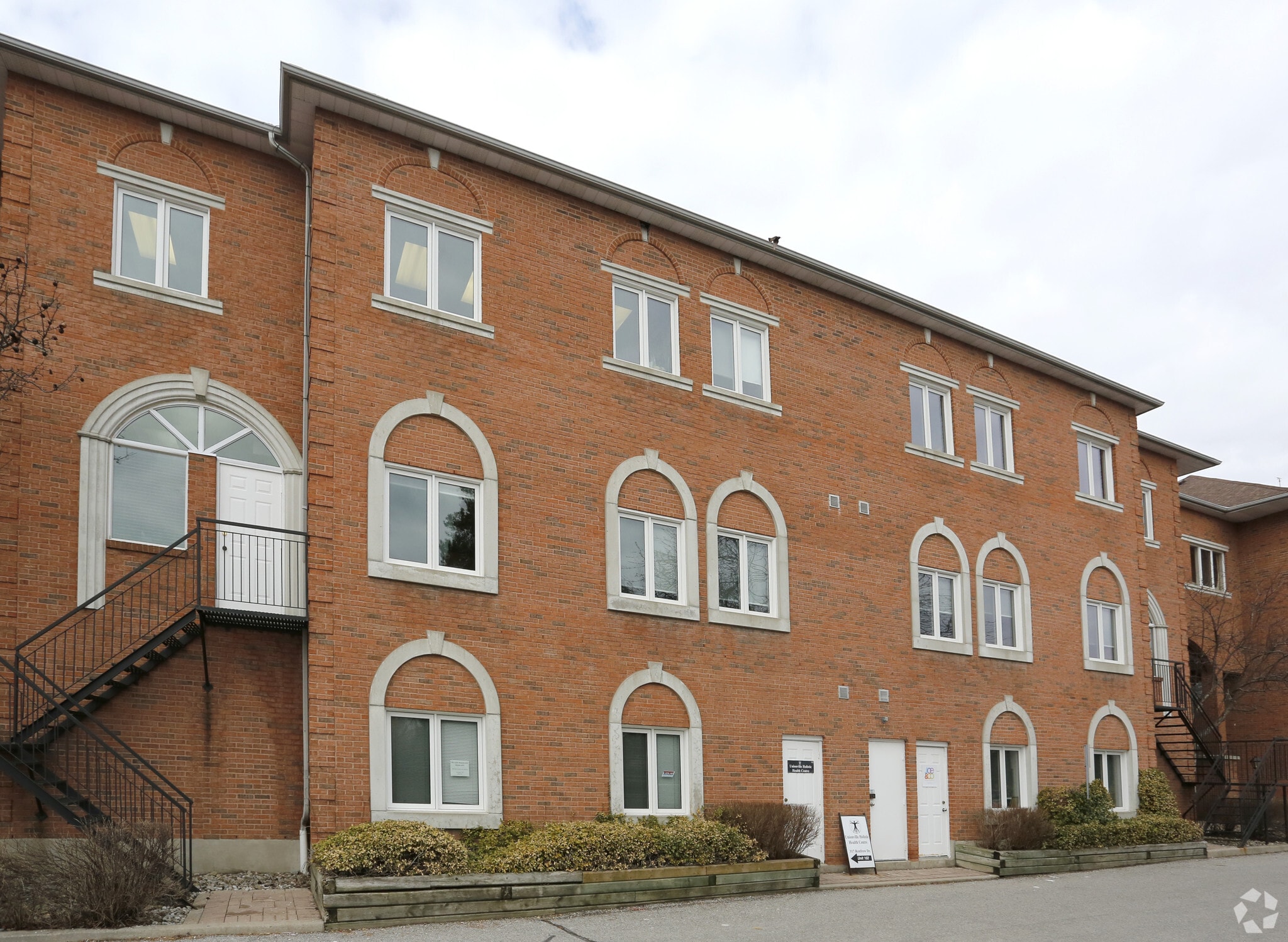 317 Renfrew Dr, Markham, ON for Sale