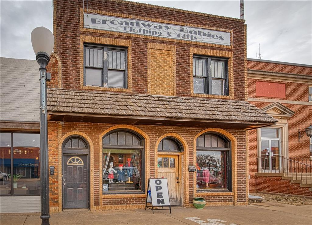 218 W Broadway Ave, Elk City, OK for Sale