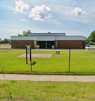 Hamden, CT Churches - 43 Jones Rd