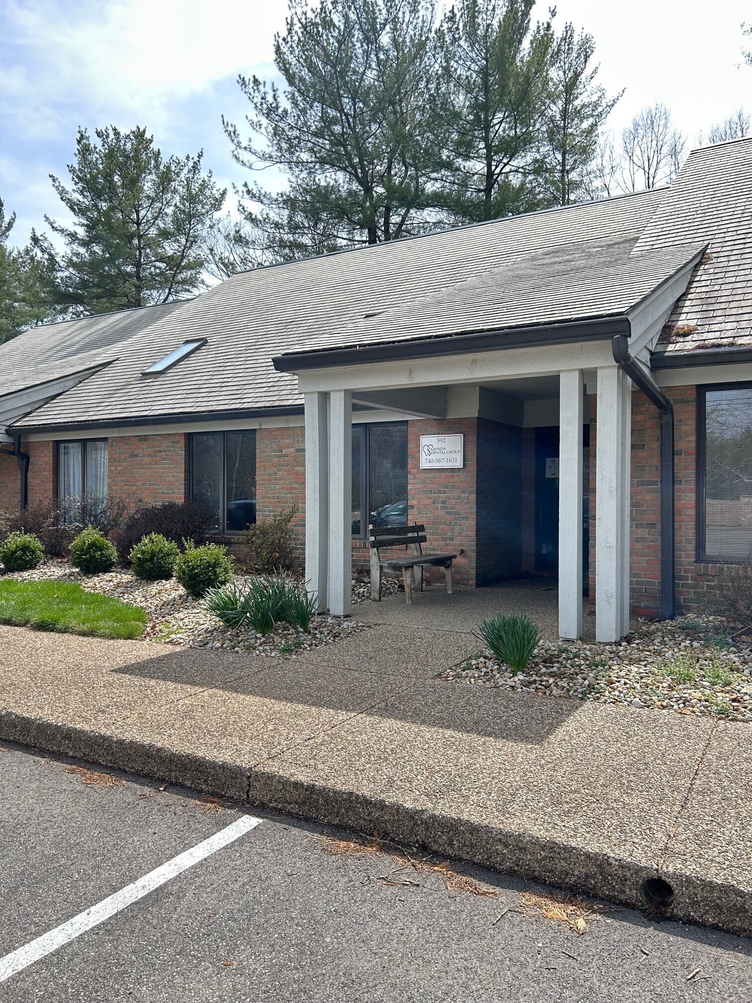 592-594 Newark Granville Rd, Granville, OH for Sale