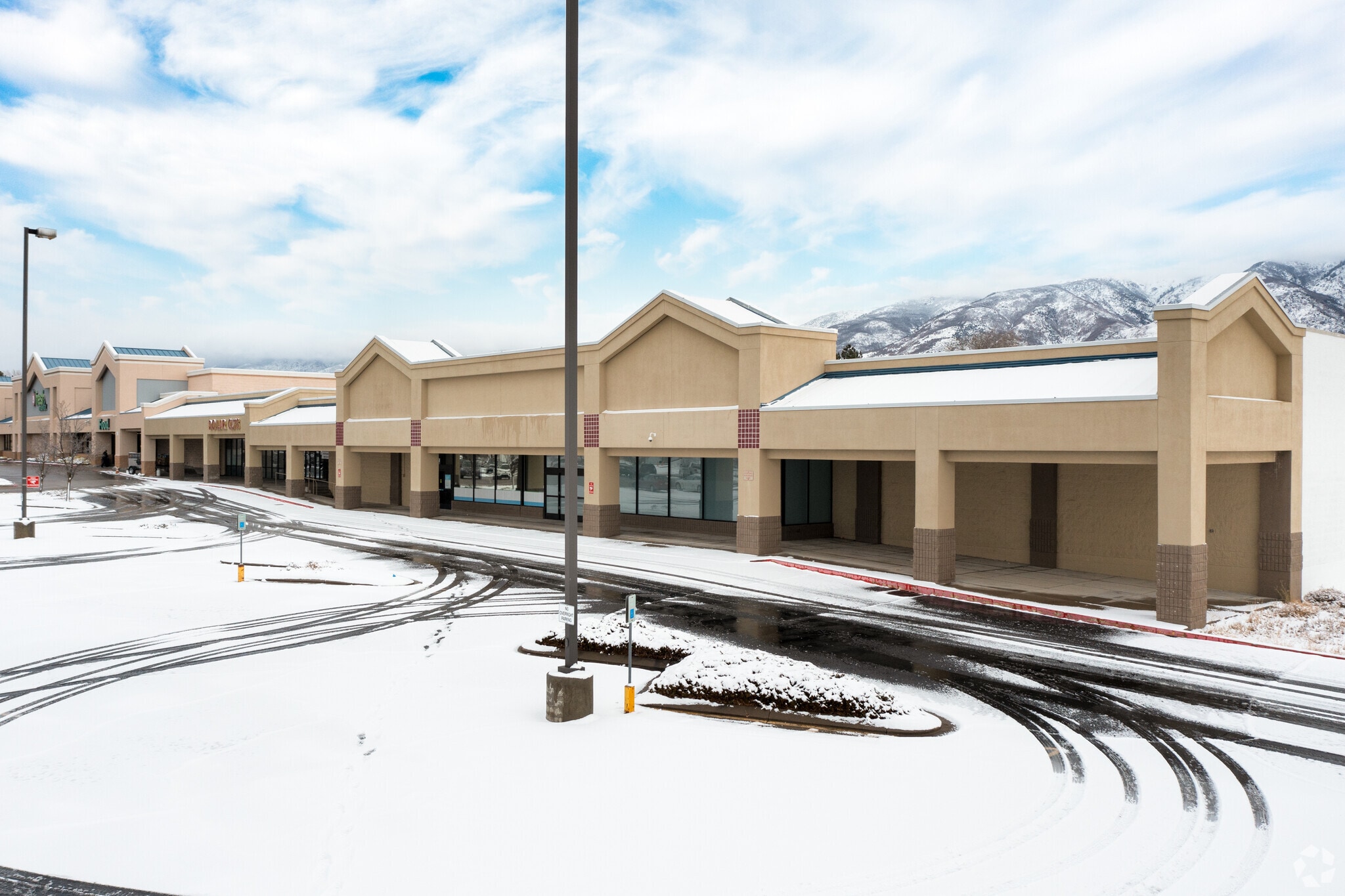 860-890 N Fairfield Rd, Layton, UT for Rent