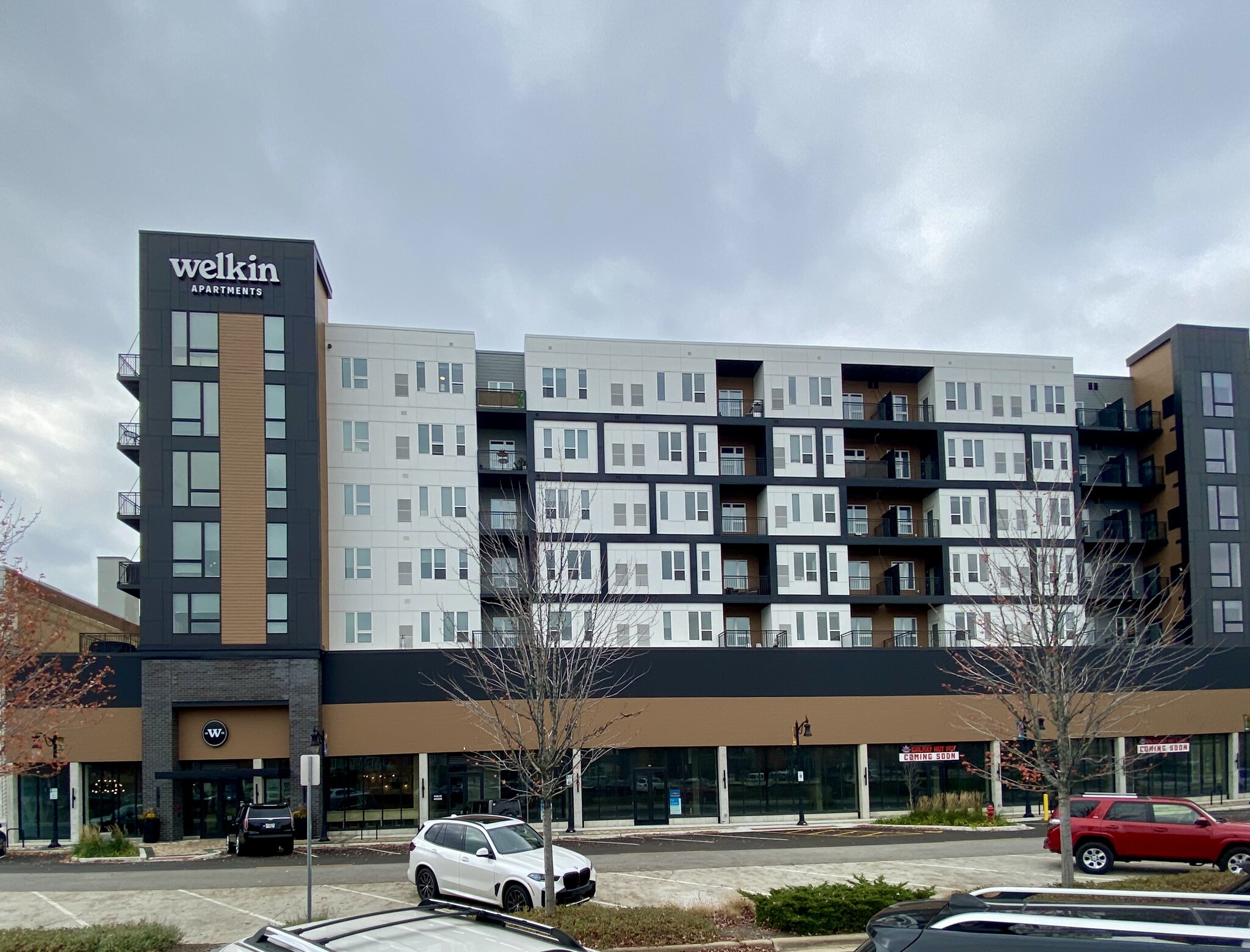 1423 Ellinwood Ave, Des Plaines, IL for Rent