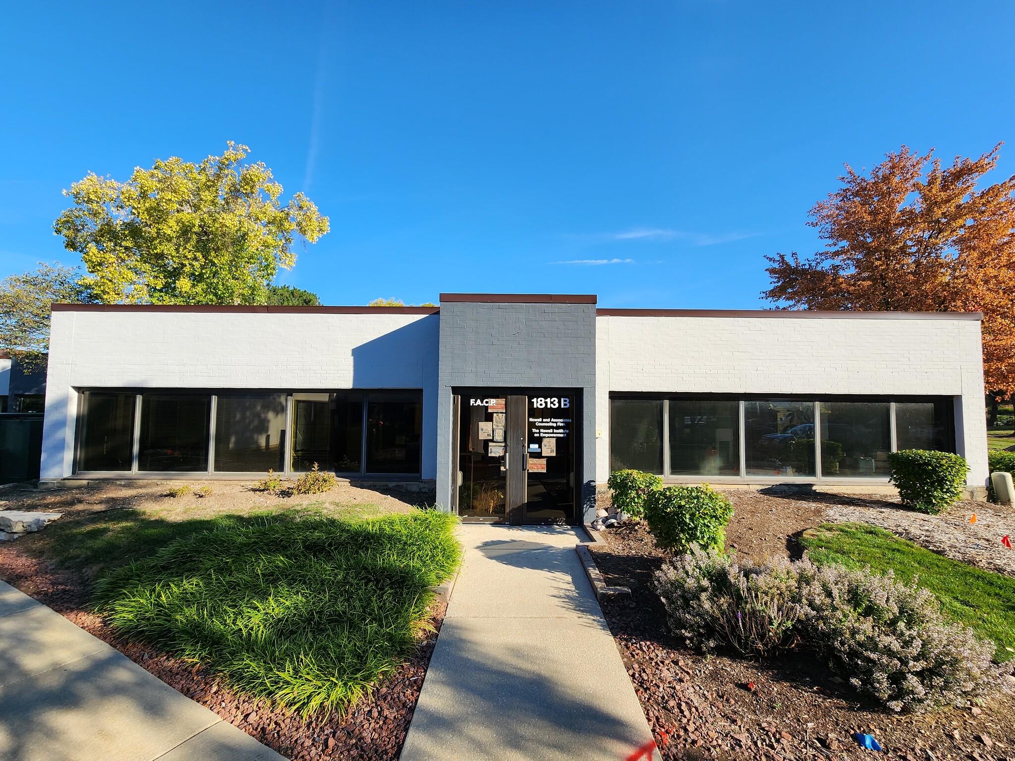 1813 N Mill St, Naperville, IL for Rent