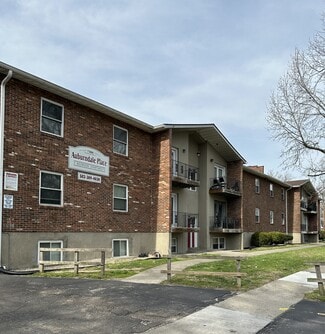 Louisville, KY Apartments - 7300-7310 Southside Dr
