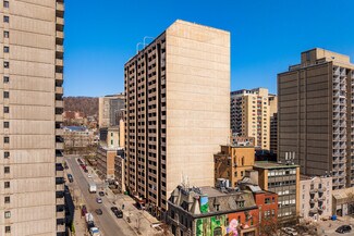 Montréal, QC Retail - 2125 Rue Saint-Marc