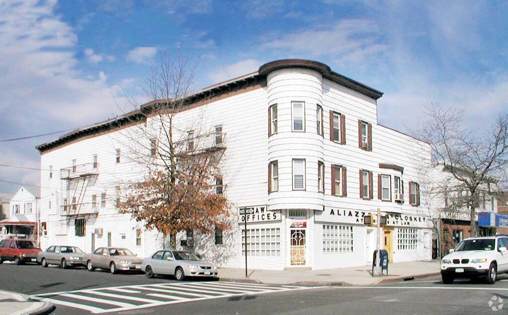94-01-94-03 101st Ave, Ozone Park, NY for Rent