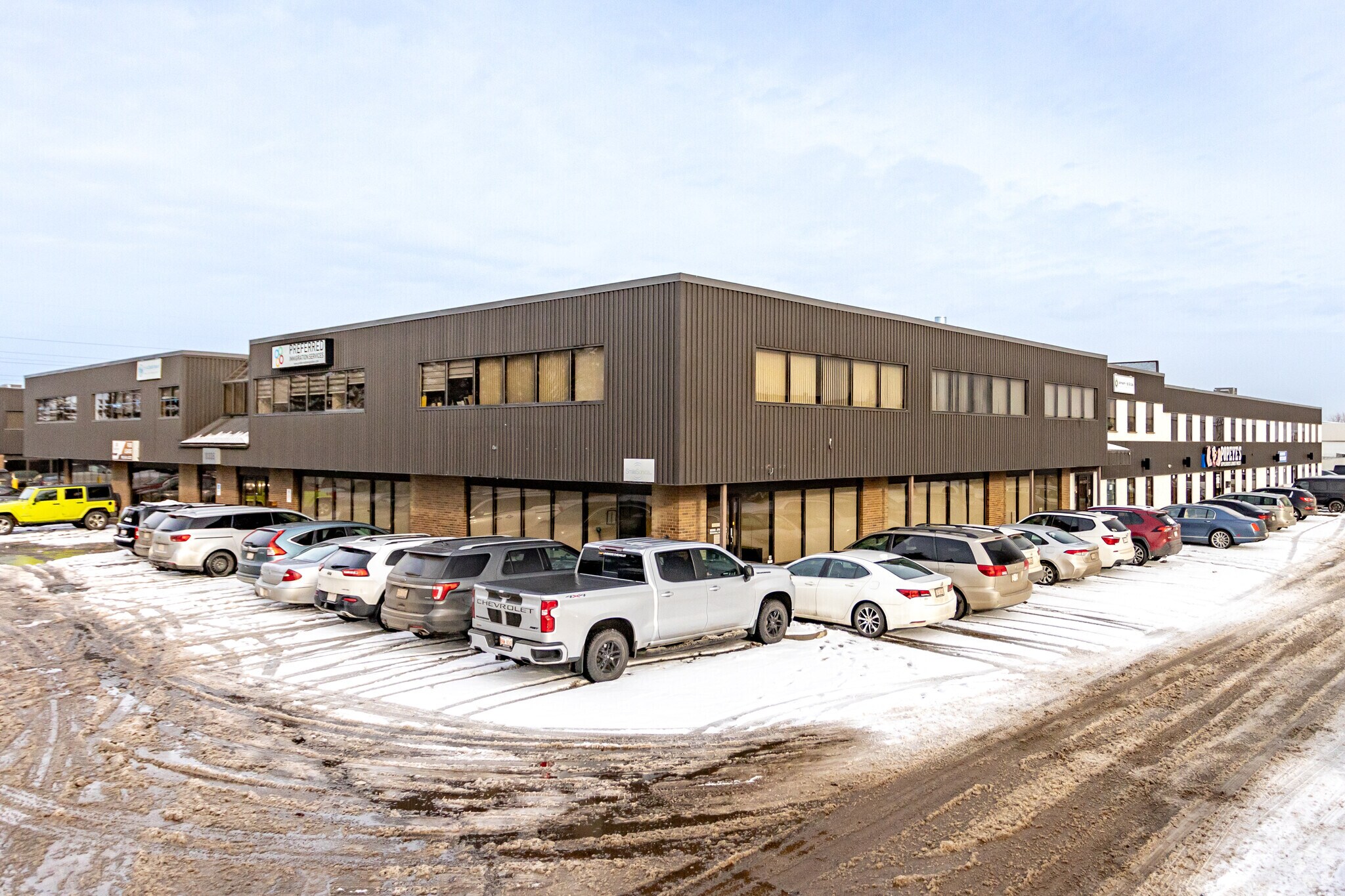 10323-10335 178 St NW, Edmonton, AB for Rent