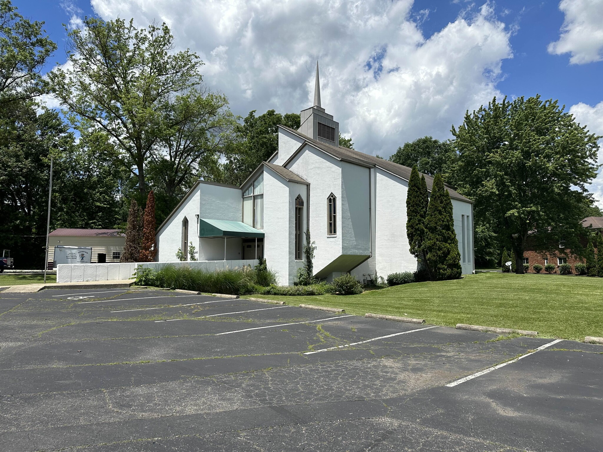 1690 State Route 125, Amelia, OH for Rent