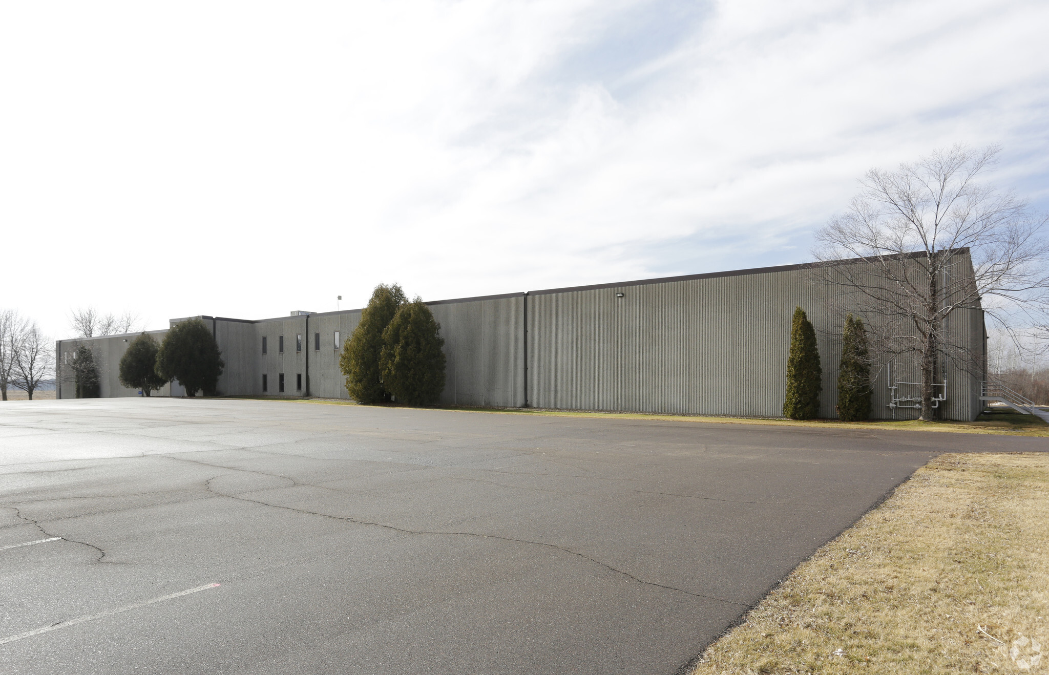 1325 S Frandsen Ave S, Rush City, MN for Rent