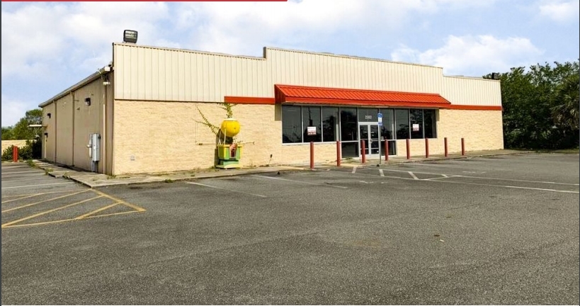 25902 N Main St, Altha, FL for Rent