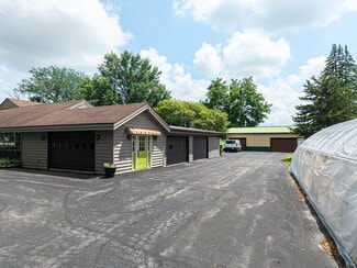 Sycamore, IL Retail - 1126 E State St