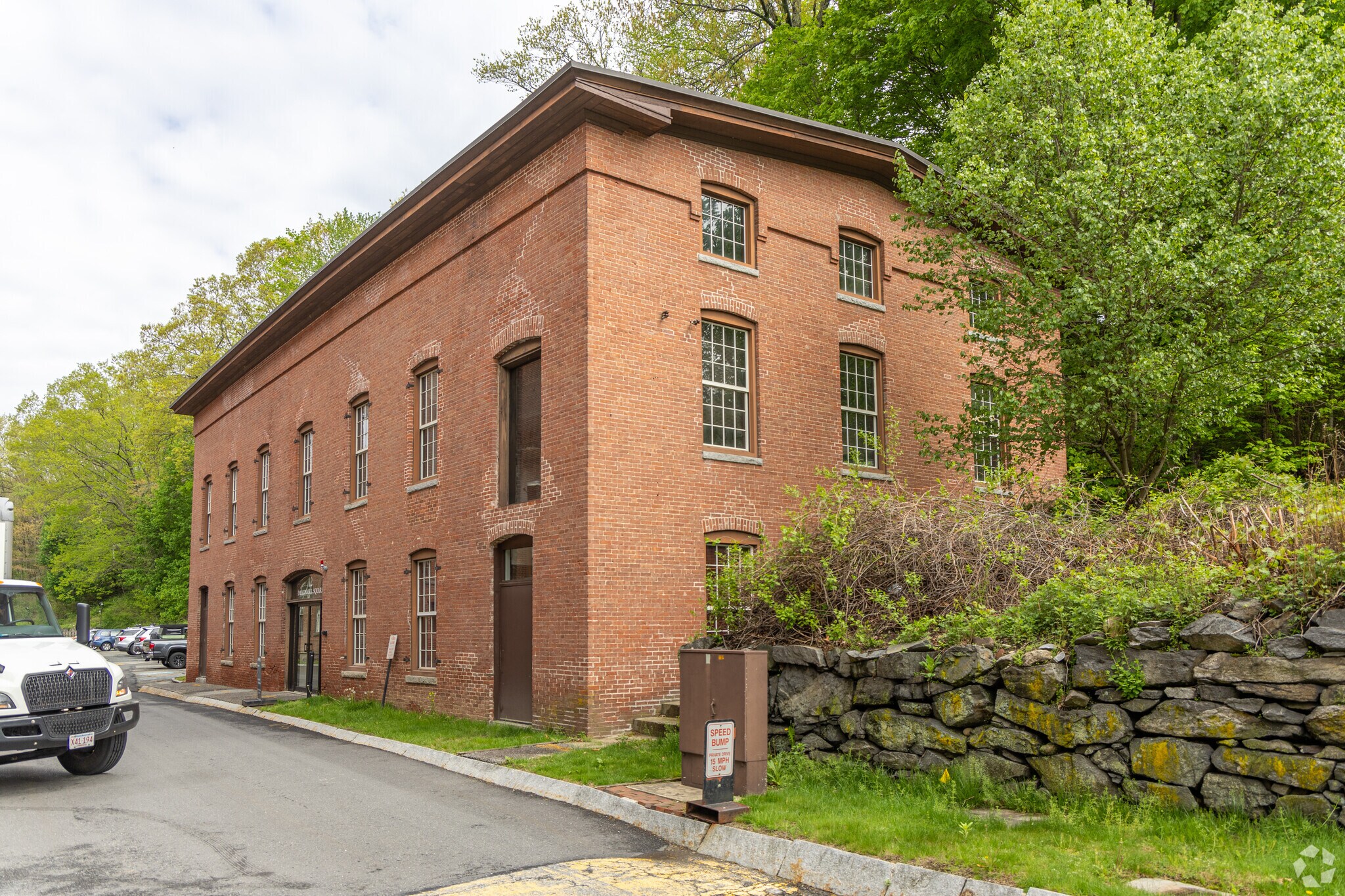 12 Damonmill Sq, Concord, MA for Rent
