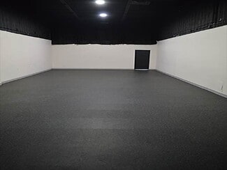 Toronto, ON Showroom - 24-50 Weybright Crt